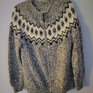 Beautiful Hand Knitted Icelandic Wool Sweater - image 1